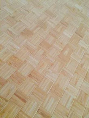 Qasab minsuġa tapit illaminat dwar il-Plywood għat-tiżjin tal-limitu